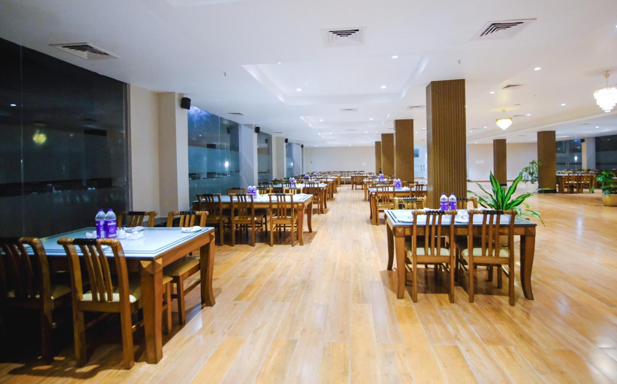 Finn'S Weaver Resort, Kāziranga 外观 照片