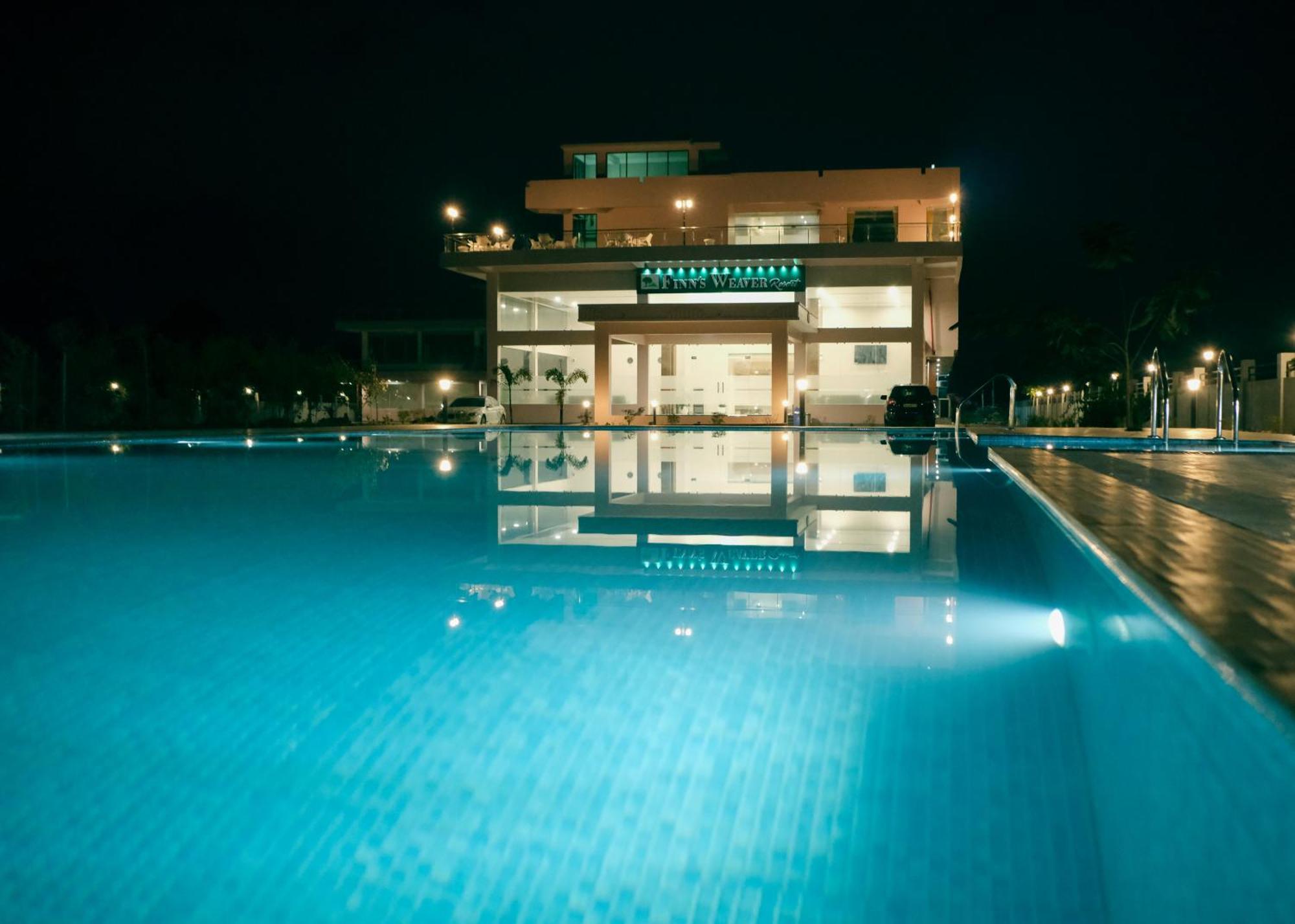 Finn'S Weaver Resort, Kāziranga 外观 照片