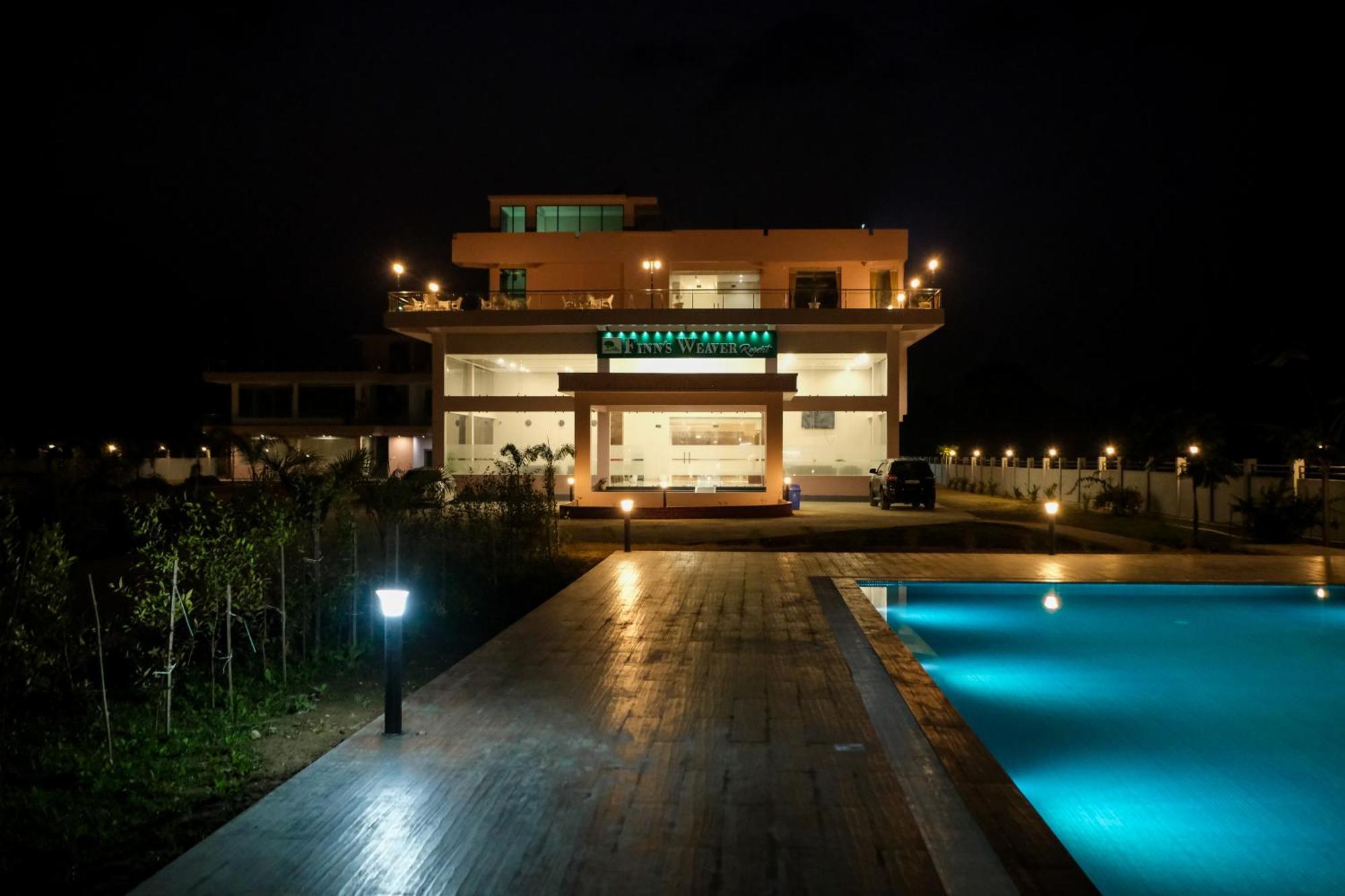 Finn'S Weaver Resort, Kāziranga 外观 照片