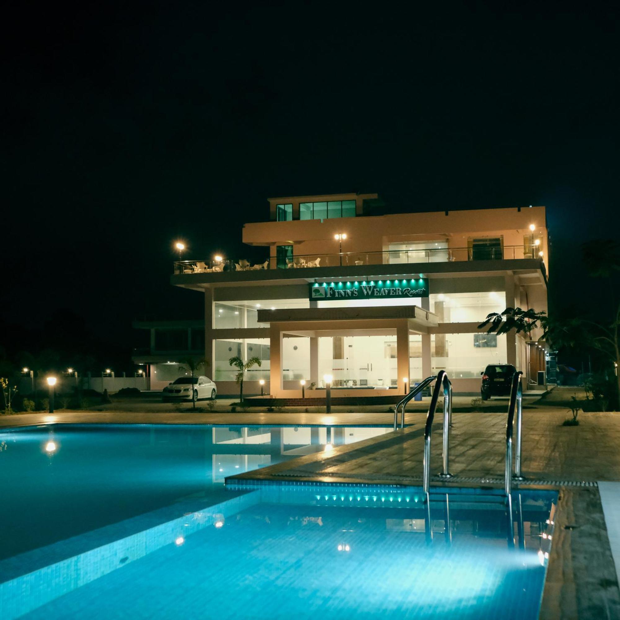 Finn'S Weaver Resort, Kāziranga 外观 照片