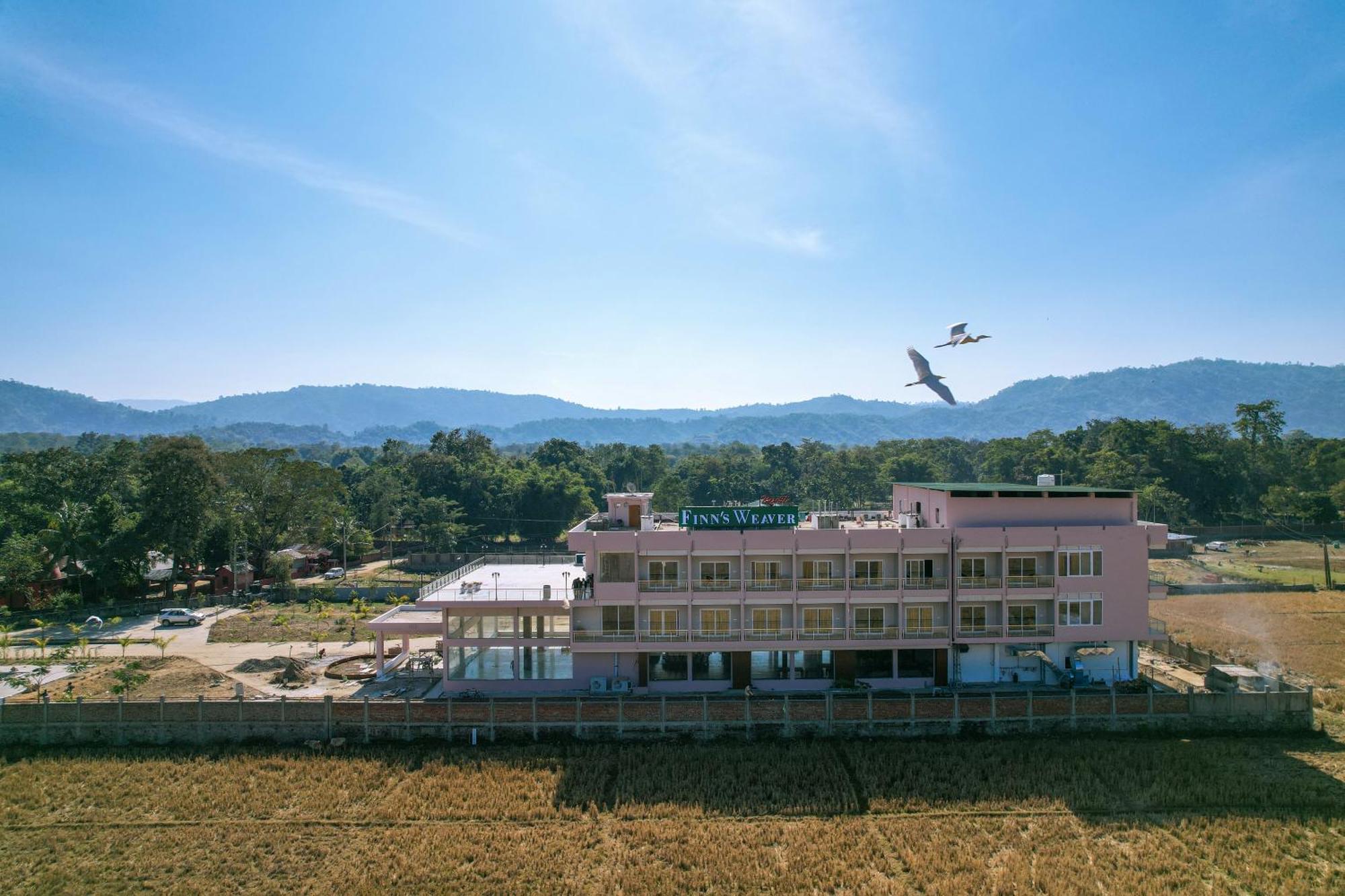 Finn'S Weaver Resort, Kāziranga 外观 照片